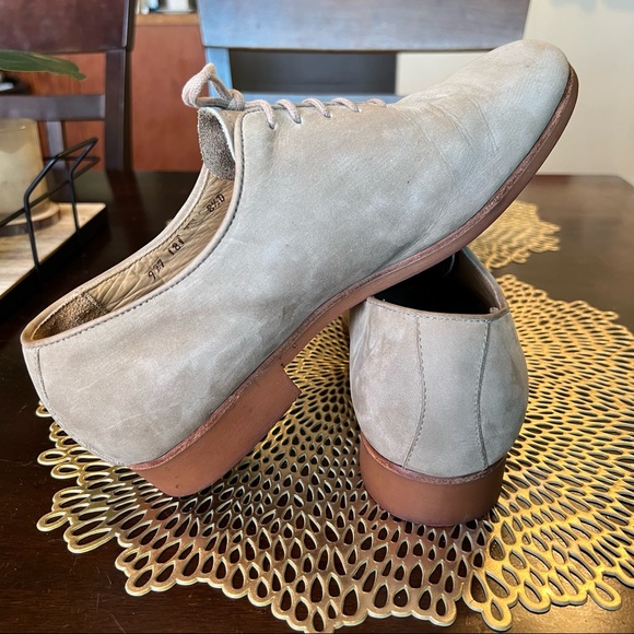 Roots Suede Oxford - Picture 8 of 16